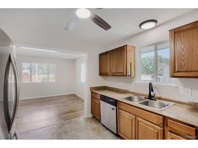 8560 Essex St, Denver, CO 80229