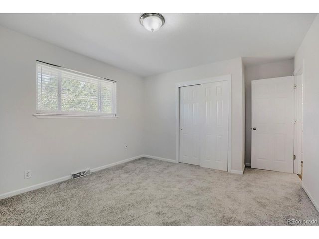 8560 Essex St, Denver, CO 80229