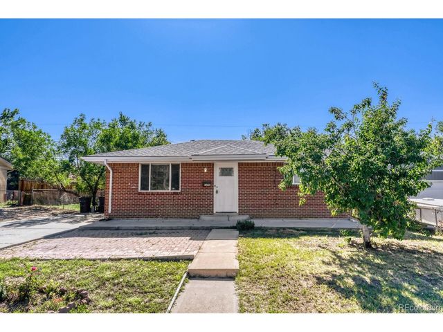 8560 Essex St, Denver, CO 80229
