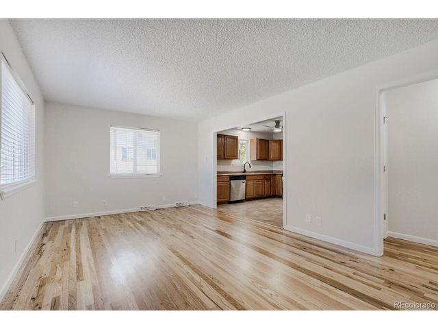 8560 Essex St, Denver, CO 80229