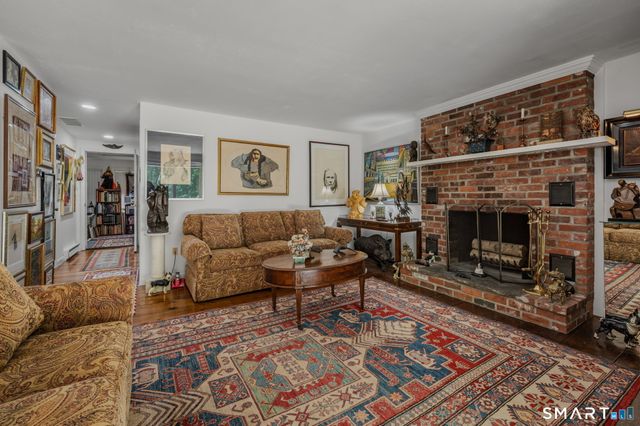 13 Mill Road, Essex, CT 06426