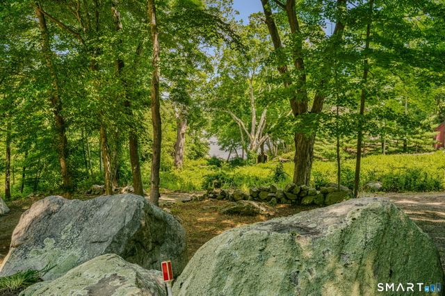 13 Mill Road, Essex, CT 06426