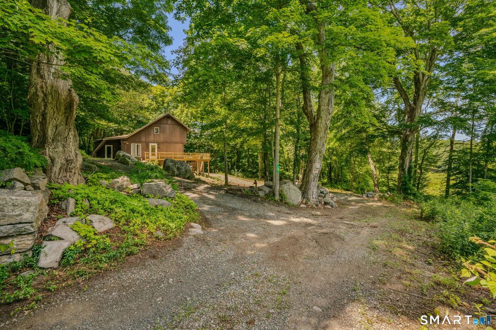 13 Mill Road, Essex, CT 06426