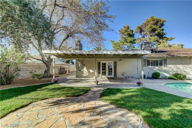 2801 Colanthe Avenue, Las Vegas, NV 89102