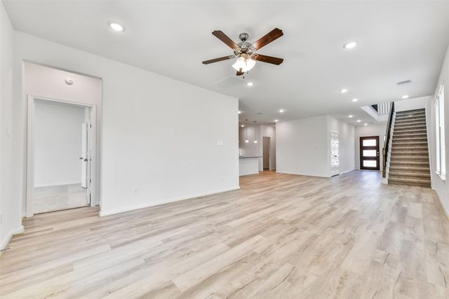 4211 Sternside Lane, Houston, TX 77053