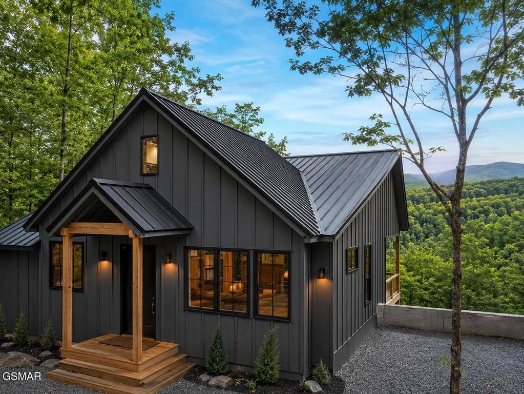 4076 Ridgeback Lane, Sevierville, TN 37862