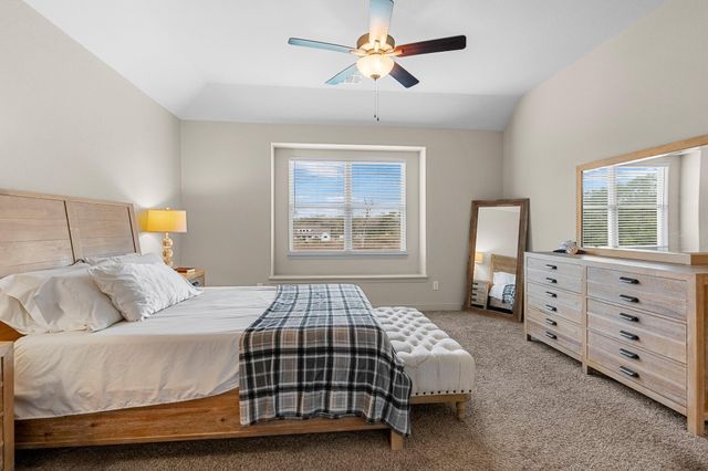 38466 Park View Drive, Hempstead, TX 77445