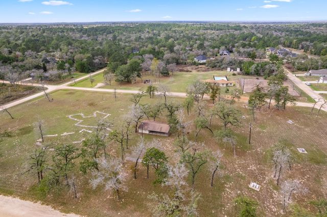 38466 Park View Drive, Hempstead, TX 77445