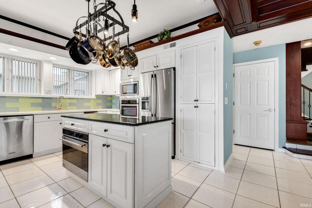 11114 Lakeshore Drive, Osceola, IN 46561
