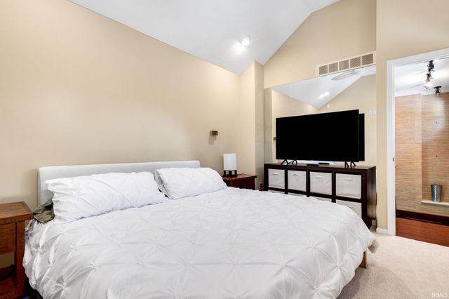 11114 Lakeshore Drive, Osceola, IN 46561