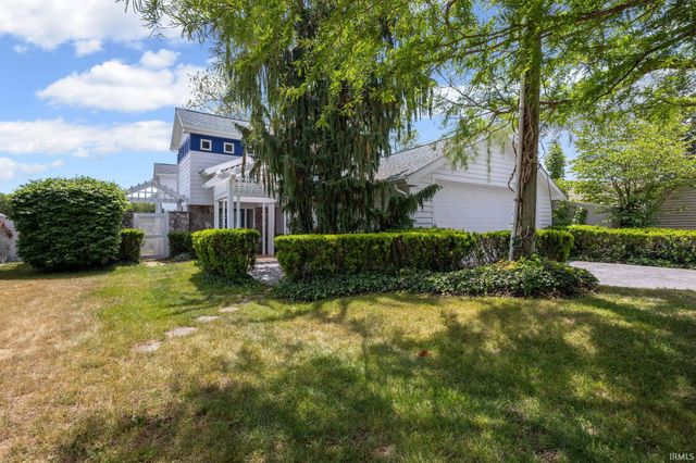 11114 Lakeshore Drive, Osceola, IN 46561