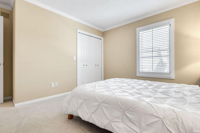 11114 Lakeshore Drive, Osceola, IN 46561
