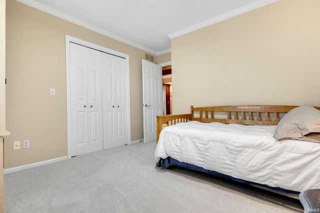 11114 Lakeshore Drive, Osceola, IN 46561