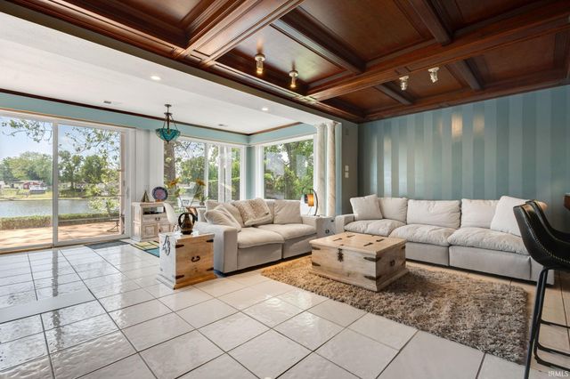 11114 Lakeshore Drive, Osceola, IN 46561