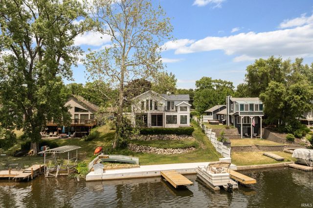 11114 Lakeshore Drive, Osceola, IN 46561