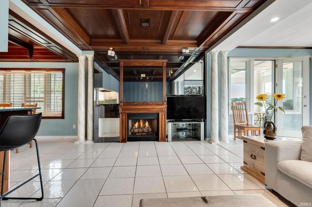 11114 Lakeshore Drive, Osceola, IN 46561