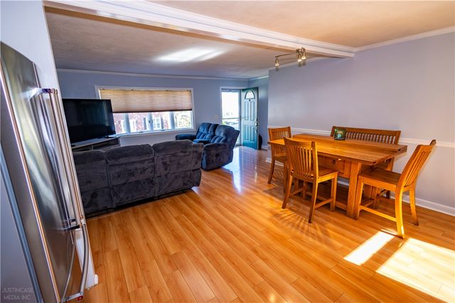 7 Plymouth Road, North Providence, RI 02904