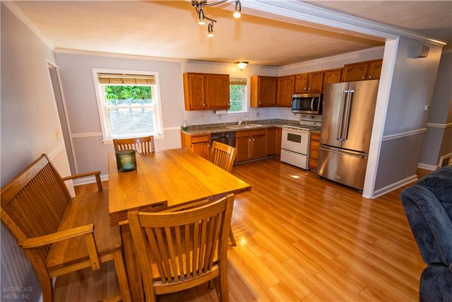 7 Plymouth Road, North Providence, RI 02904