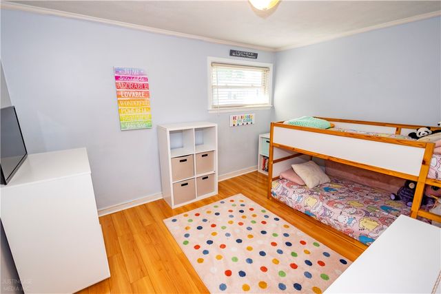 7 Plymouth Road, North Providence, RI 02904
