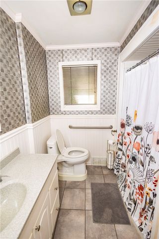 7 Plymouth Road, North Providence, RI 02904