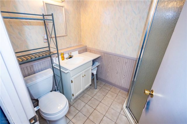 7 Plymouth Road, North Providence, RI 02904