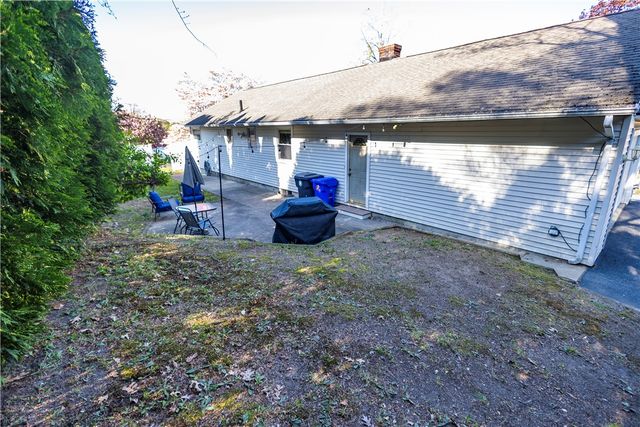 7 Plymouth Road, North Providence, RI 02904