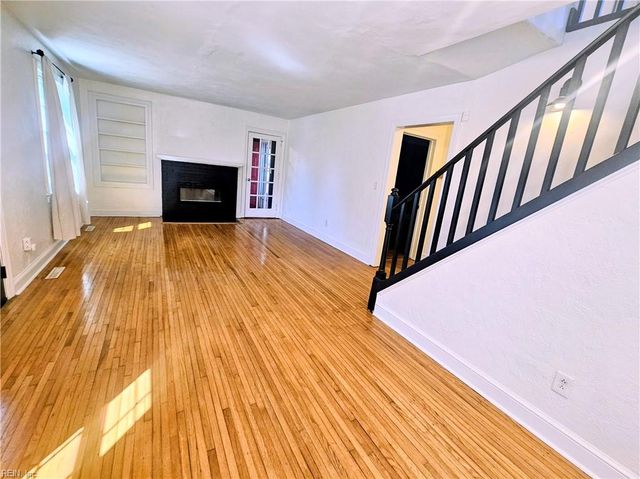 3776 Wayne CIR, Norfolk, VA 23513