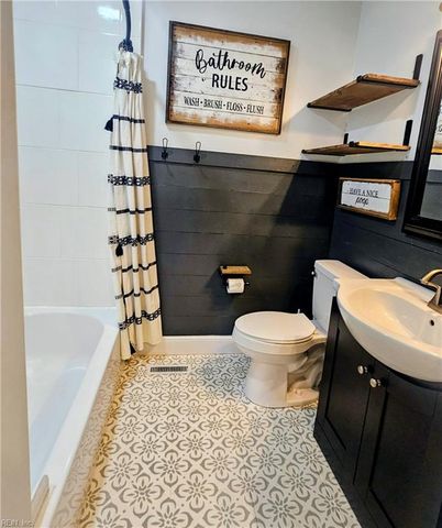 3776 Wayne CIR, Norfolk, VA 23513