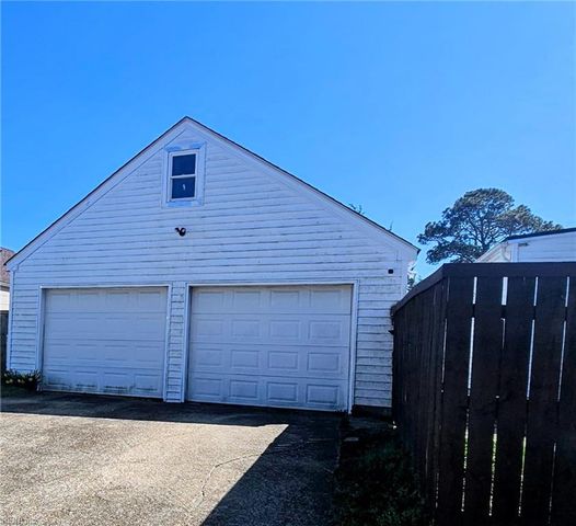 3776 Wayne CIR, Norfolk, VA 23513