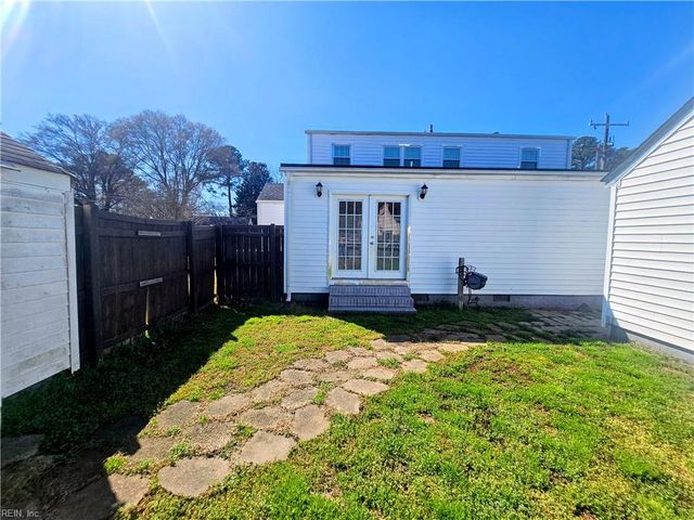 3776 Wayne CIR, Norfolk, VA 23513