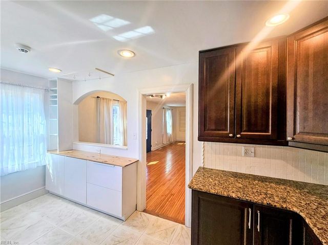 3776 Wayne CIR, Norfolk, VA 23513