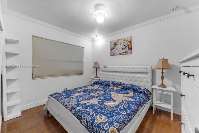 28 Almeria Ave 4, Coral Gables, FL 33134