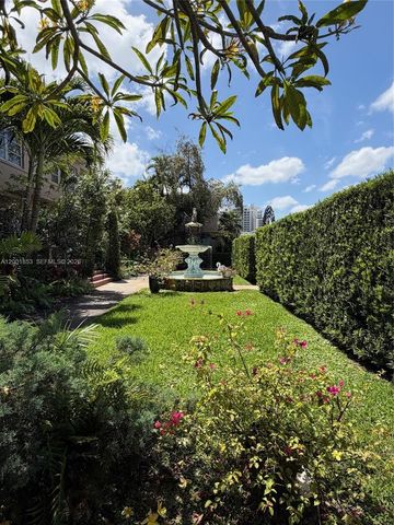 28 Almeria Ave 4, Coral Gables, FL 33134