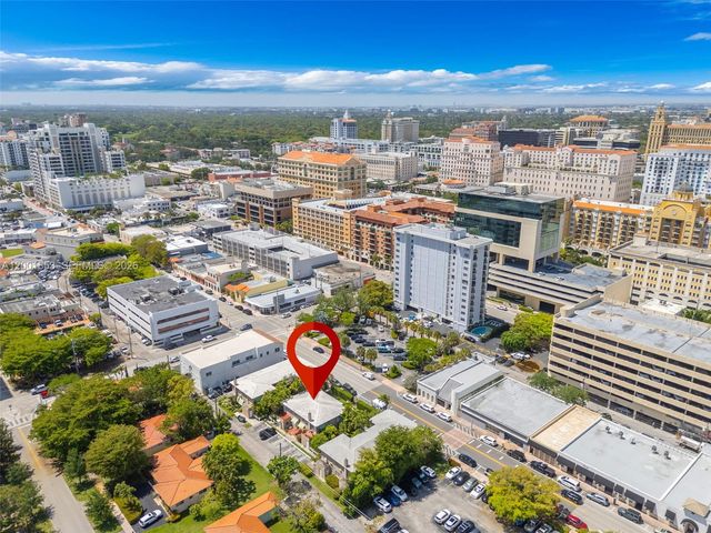 28 Almeria Ave 4, Coral Gables, FL 33134