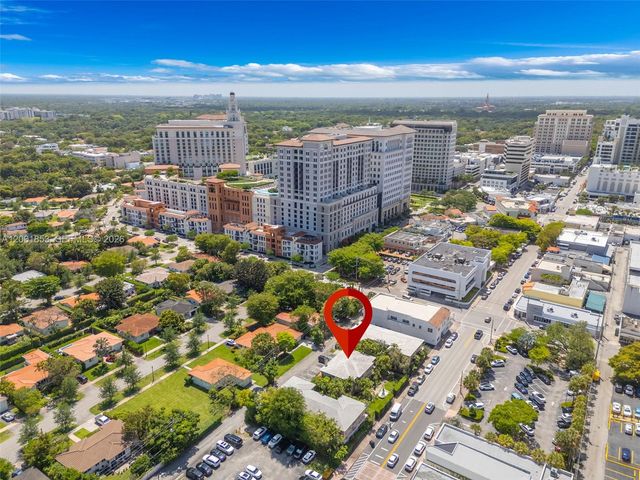 28 Almeria Ave 4, Coral Gables, FL 33134