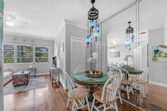 28 Almeria Ave 4, Coral Gables, FL 33134