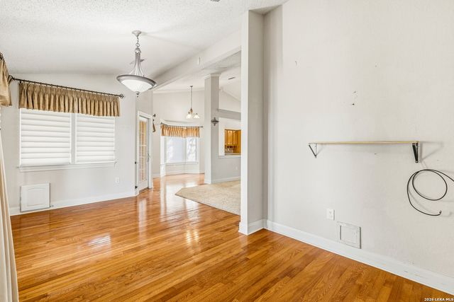 3325 SHERWIN DR, Schertz, TX 78108