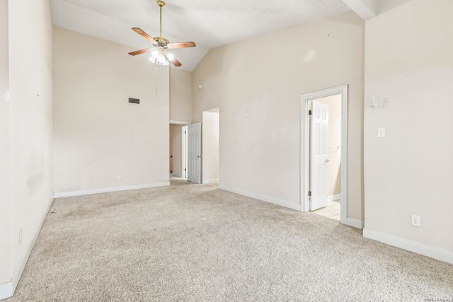 3325 SHERWIN DR, Schertz, TX 78108