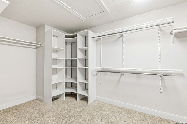3325 SHERWIN DR, Schertz, TX 78108