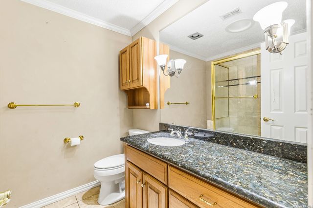 3325 SHERWIN DR, Schertz, TX 78108