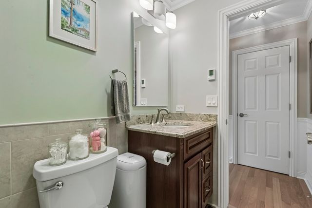 25 Melrose Street, Westmont, IL 60559