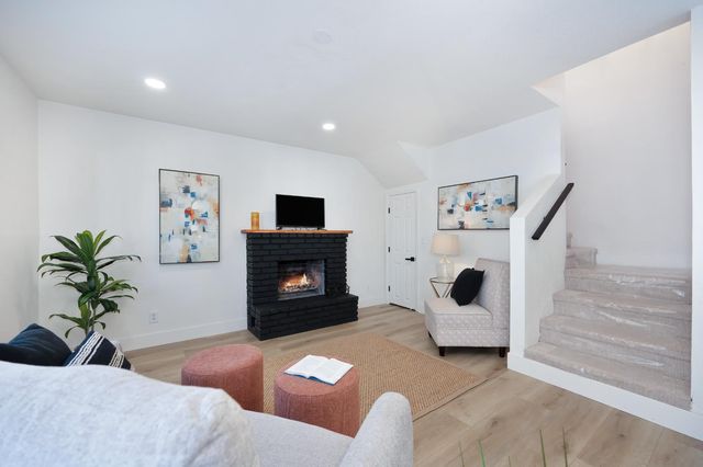 5120 Rabeneck Way, Fair Oaks, CA 95628