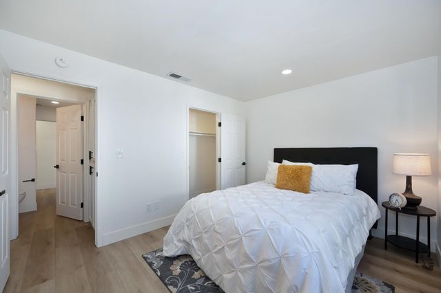 5120 Rabeneck Way, Fair Oaks, CA 95628