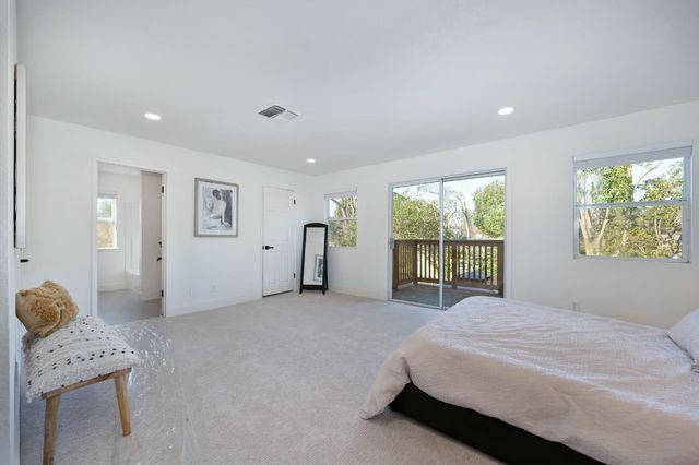 5120 Rabeneck Way, Fair Oaks, CA 95628