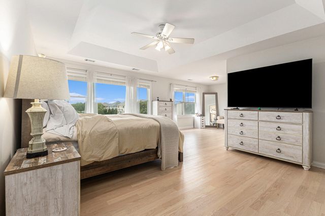 109 Leicester Road, Munster, IN 46321