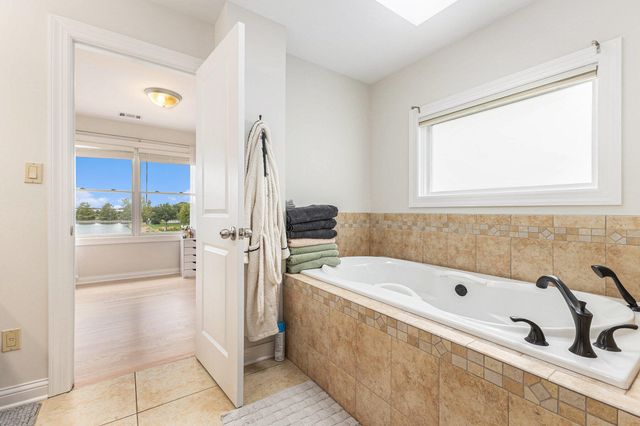 109 Leicester Road, Munster, IN 46321