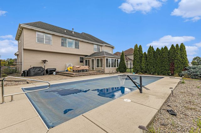 109 Leicester Road, Munster, IN 46321