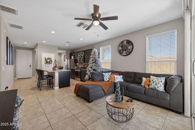 8269 W RUSHMORE Way, Florence, AZ 85132