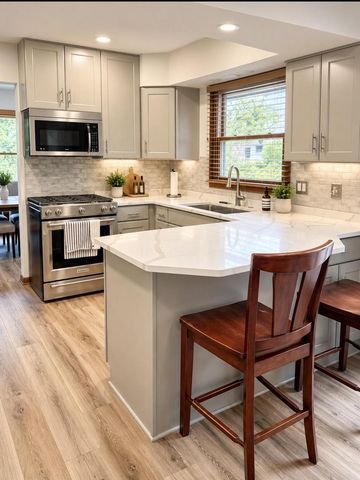 7251 Hyacinth COURT, Greendale, WI 53129
