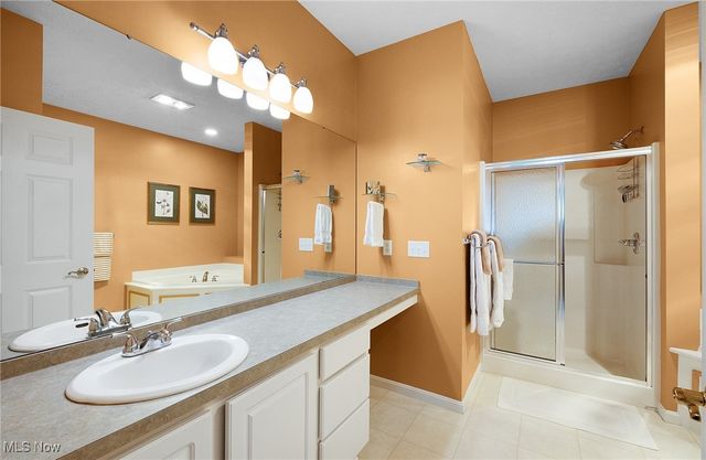 2492 Crimson Drive, Westlake, OH 44145